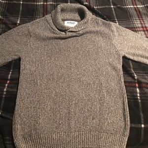 Men’s Gray Urban Pipeline Sweater (Medium)